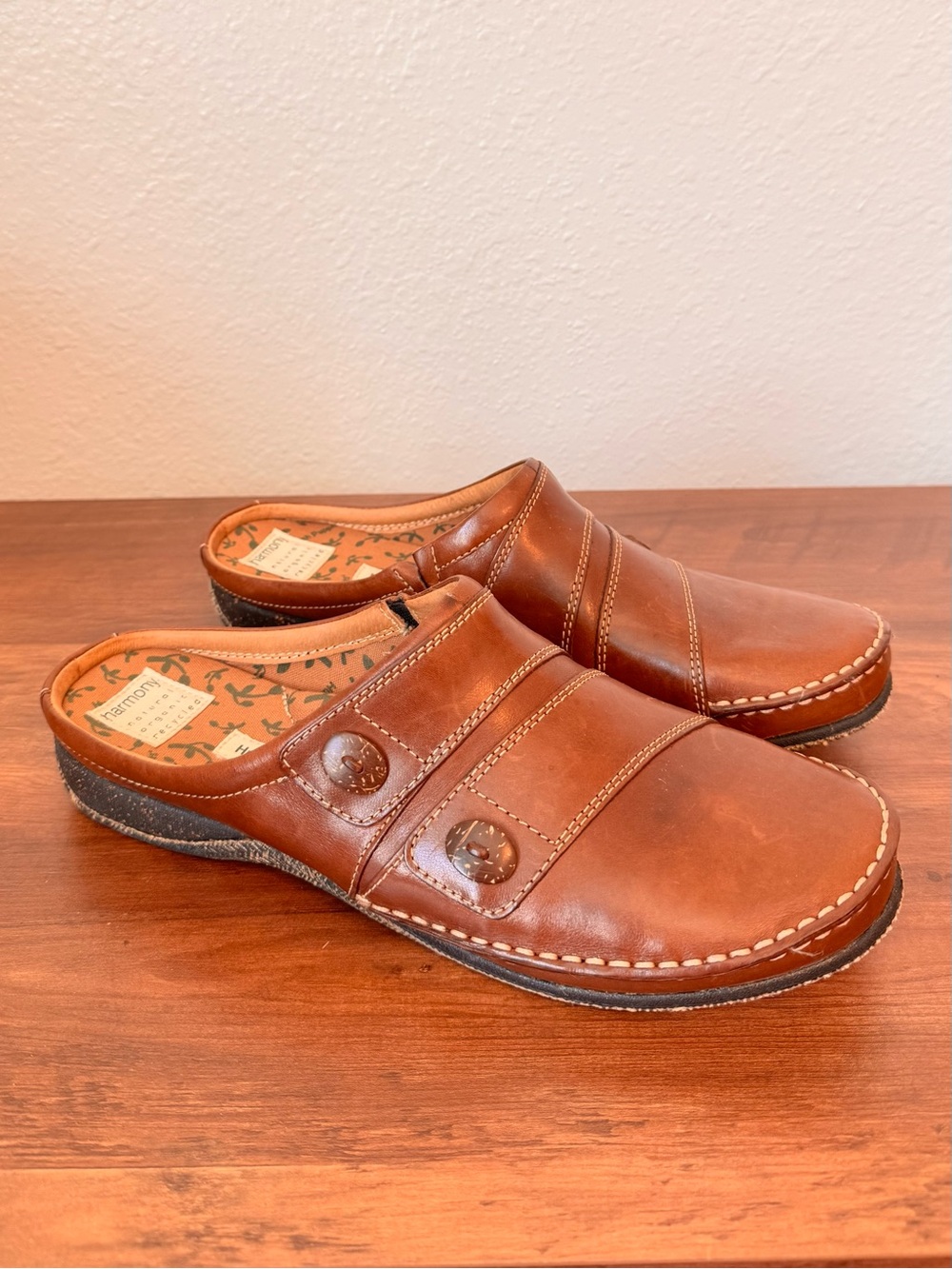 NWT Hush Puppies Brown Leather Clogs Shoes Slip on sz 10 M Natural Organic